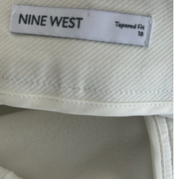 Nine West Tapered Fit Dress Pants Size 18 White Cream Workwear Career Trouser - Picture 5 of 16
